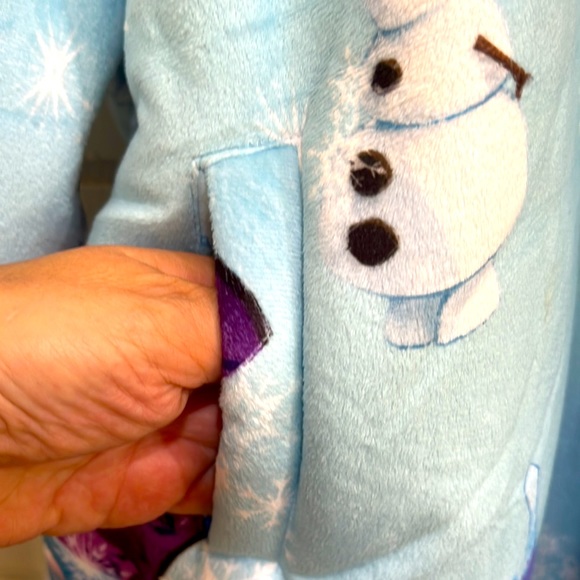 Disney Frozen II Elsa, Anna, and Olaf Long Sleeve Fleece Lined Hoodie Oversized - Picture 7 of 14
